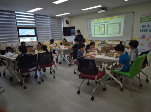 옥천군가족센터, 기초학습지원사업 여름방학특강 실시 기사 이미지