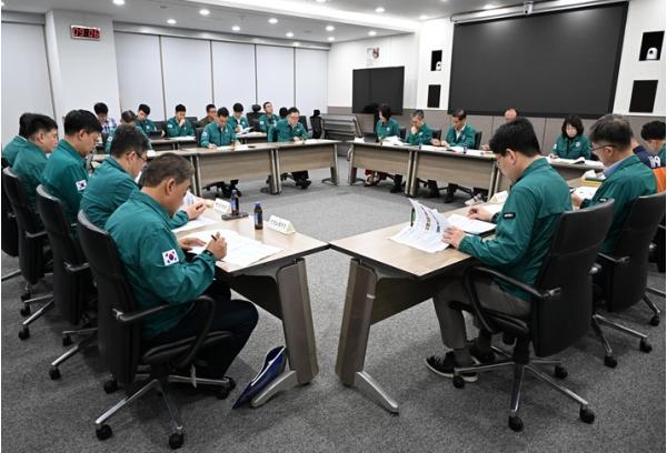 서울시, 월요일 업무시작과 동시에 폭염 긴급대책회의… '폭염대책, 현장에서 작동해야'