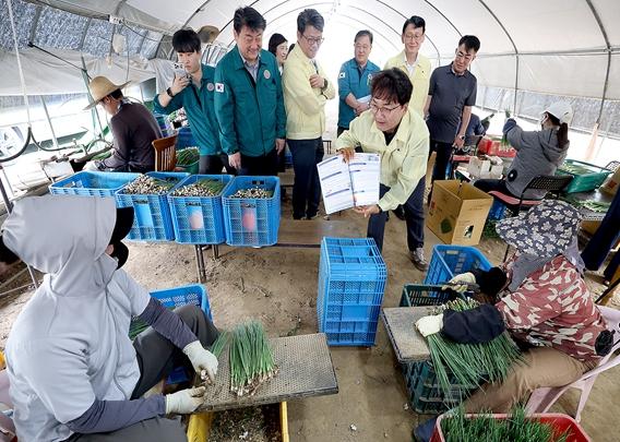 행안부 재난안전관리본부장, 폭염 사각지대 외국인 근로자‧가축피해 점검