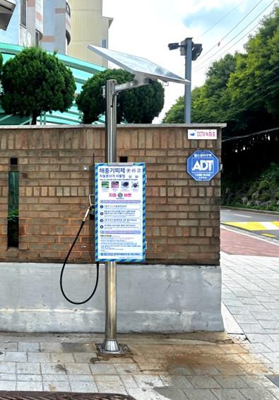 광진구, 산책로·한강공원에 해충기피제분사기 확대 설치… 야외활동 안전 지킨다 기사 이미지