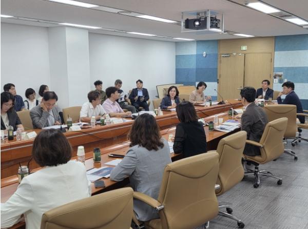 경북도, ‘K보듬 6000’성과분석…틈새돌봄 고도화 나선다
