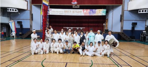 거제 영등 오광대, 거제 호우 피해 100만원 성금 기탁 기사 이미지