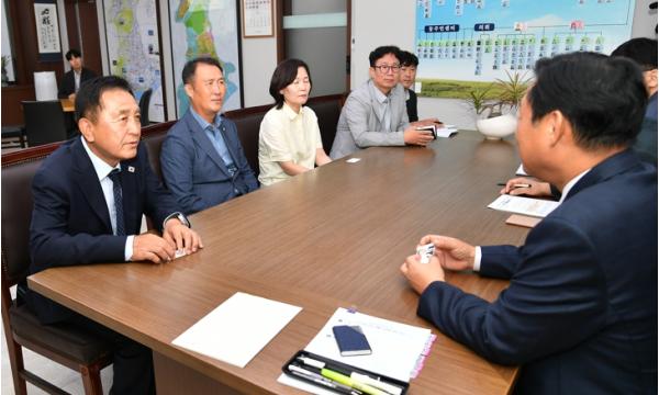 군수 인증받은 화천 농산물 구리 도매시장 출하량 확대 기사 이미지