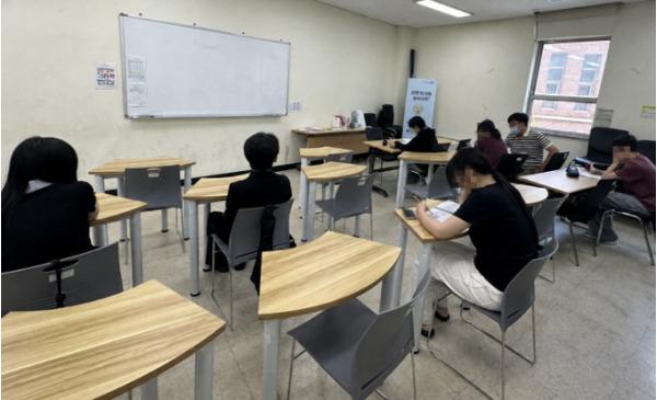 속초시시설관리공단 꿈드림, 검정고시 21명 합격... 누적 258명 달성 기사 이미지