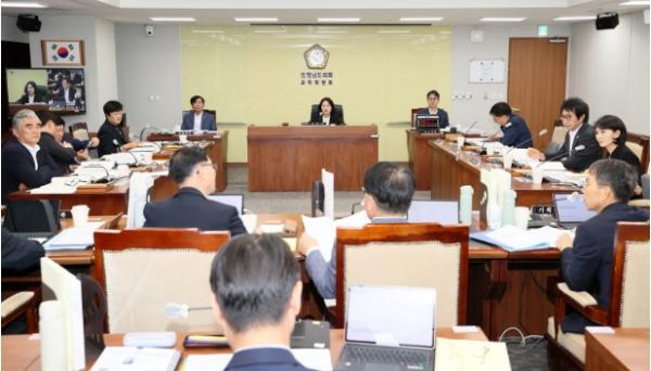 충청남도의회 교육위, 유아복지 및 청소년 안전망 강화 조례안 가결