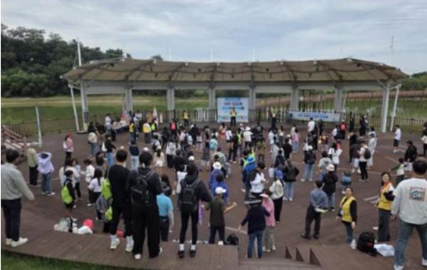 원주시청소년상담복지센터,  '제2회 청소년 행복바람길 걷기축제' 성황리 개최 기사 이미지