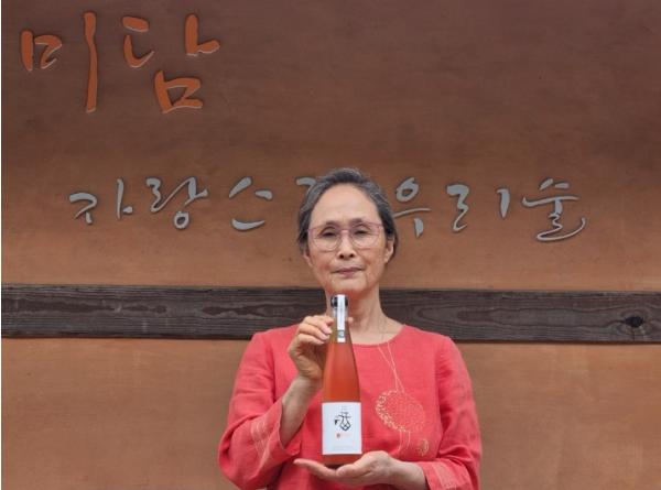 홍천군 농가공품, 강원 무대에서 빛났다! ‘2026 강원 우수 농가공품 경진대회’ 참가해 ‘미담’ 우수상 수상 쾌거 기사 이미지