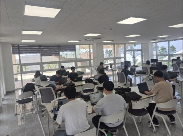 동해시, 상반기 성과 잇는 하반기 워케이션 본격 운영 기사 이미지