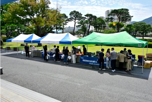 순창군, 추석맞이 중증장애인 생산품 전시·판매 행사 개최 기사 이미지