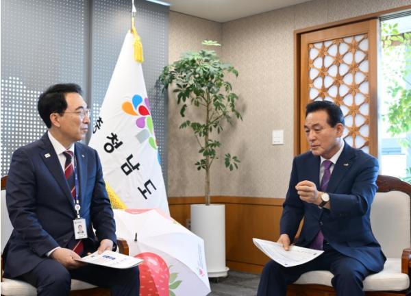 백성현 논산시장, 박수현 충남도지사 만나 주요 현안 협력 요청 기사 이미지