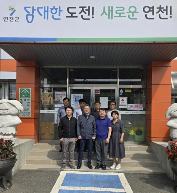 연천군 연천읍 방위협의회, 추석맞이 경찰·소방관서 위문금 전달 기사 이미지