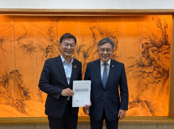 김중남 강릉시장, 전방위 대외활동으로 지역 현안 챙긴다 기사 이미지