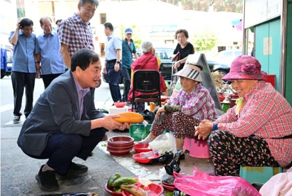 김천시, 추석맞이 전통시장 장보기 행사 실시 기사 이미지