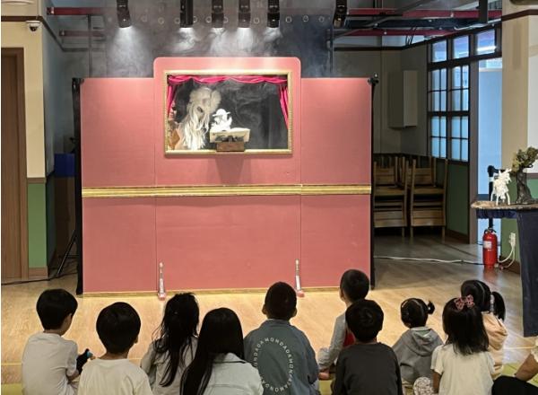 강화군, 섬:프레소 9월 공연으로 양말인형극 '돈키호테의 모험이야기' 선보여 기사 이미지