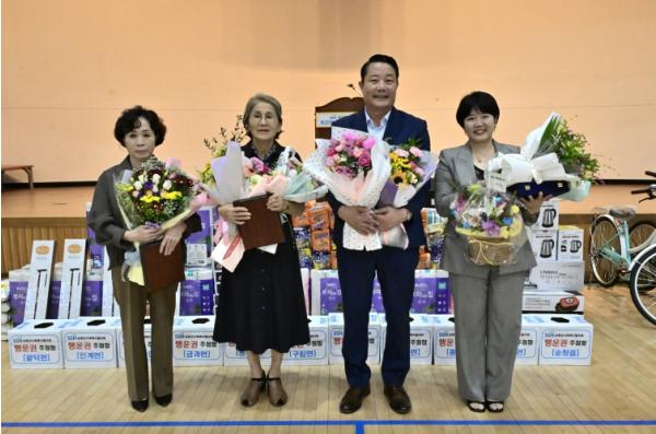 순창군, 사회복지의 날 기념 복지인 화합의 장 마련 기사 이미지