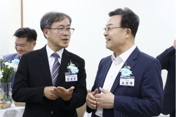 김성제 의왕시장, GTX-C 노선 홍보관 개관 행사 참석… 본격 공사 추진 환영의 뜻 밝혀 기사 이미지