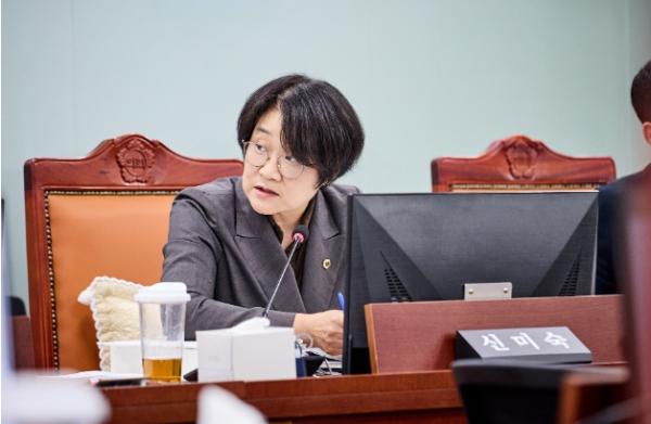 경기도의회 신미숙 의원, “도의회 세입·세수추계 분석역량 강화해야”
