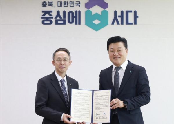 “충북에 3년간 5조원 푼다” 충북도-한국수출입은행, 역대급 ‘금융 동맹’ 기사 이미지