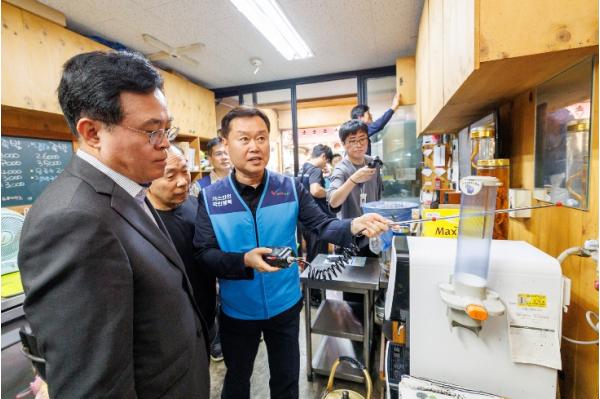 진교훈 강서구청장, 추석 맞아 전통시장 전기·가스 안전 점검
