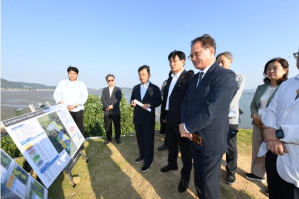 김종철 인천경제청장, 취임 첫 주 강화남단 현장 방문… “경제자유구역 지정에 최선”