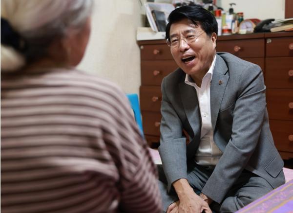 서강석 구청장, 추석 앞두고 복지시설 등 찾아 온기 나눠