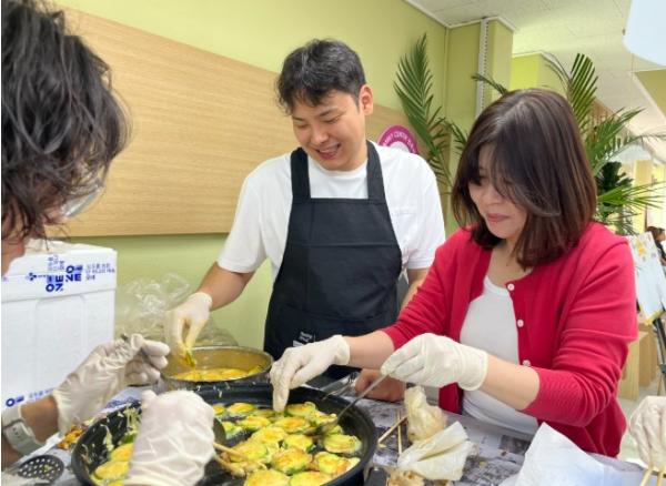 전주시, 추석 앞두고 외국인 주민 위한 글로벌 문화행사 열려