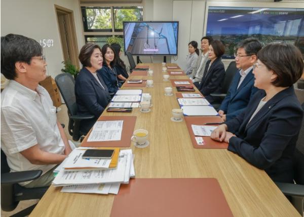 과천시 어린이·사회복지 급식관리 통합 지원체계 구축 기사 이미지