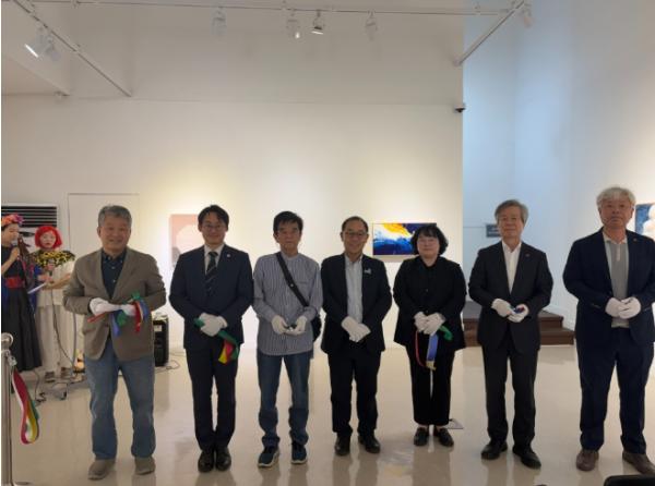강원특별자치도교육청, 제50회 사제동행 교원미술교육연구발표전 성황리 개최 기사 이미지