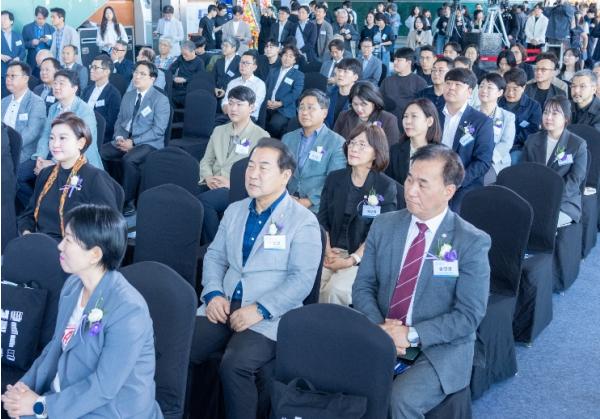 강남구의회, 아름다운 건축물, 품격있는 거리, 새로운 도시 경관과 함께