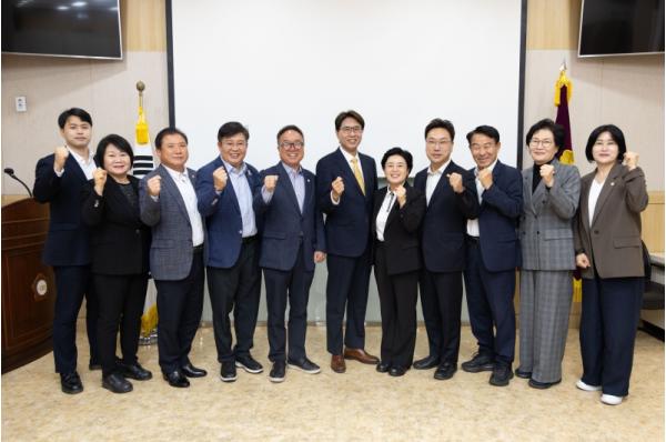 양천구의회, 중앙아시아 한국대학교 부총장과 간담회 개최