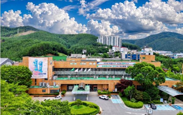 태백시, 2027년 고교 졸업축하금·대학생 장학금 250만 원으로 확대 추진