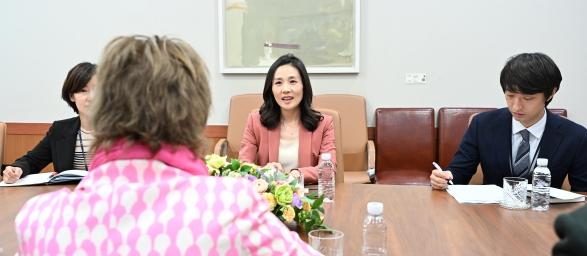 김진아 외교부 2차관, 국제앰네스티 사무총장 면담