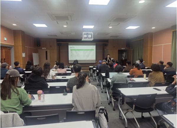 울산 동구 노동자지원센터, ‘AI를 활용한 내 책 만들기’ 특강 성황리에 개최 기사 이미지
