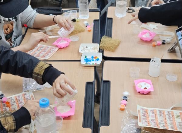대구 남구, 주민 대상 석고방향제 만들기 원데이클래스 진행 기사 이미지