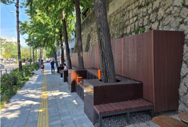 서울 중구, 다산로 곳곳에 정원과 쉼터 마련…머물고 싶은 '생활녹지축'으로 새단장 기사 이미지