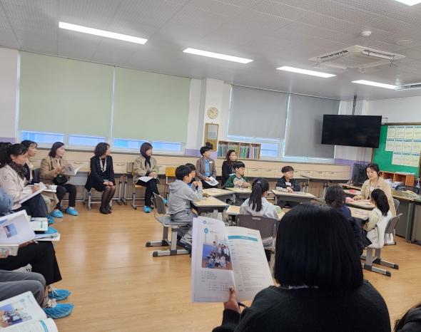 안동교육지원청 2026 안동학생상담자원봉사자회 집단상담 현장보고회 개최 기사 이미지