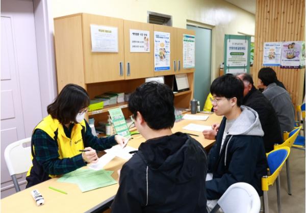울진군, 전 군민 인플루엔자(독감) 무료예방접종 확대 실시! 기사 이미지