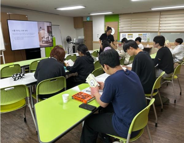 부산진구, ‘2026년 도서관과 함께 책 읽기’ 공모사업 성료 기사 이미지